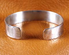 PARKER Signed HAMMERED Cuff Bracelet 13mm Sterling Silver Size 6 3/4″