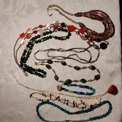 9 Piece Vintage Necklace Lot Glass And Natural Stone Variety Length 1 Anklet