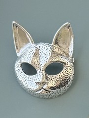 Cat Mask Vintage Style Brooch silver Tone Metal