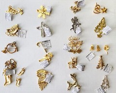 21 pc CHRISTMAS JEWELRY LOT BROOCH EARRINGS RHINESTONE GERRY’S, Louis Guisti, AK