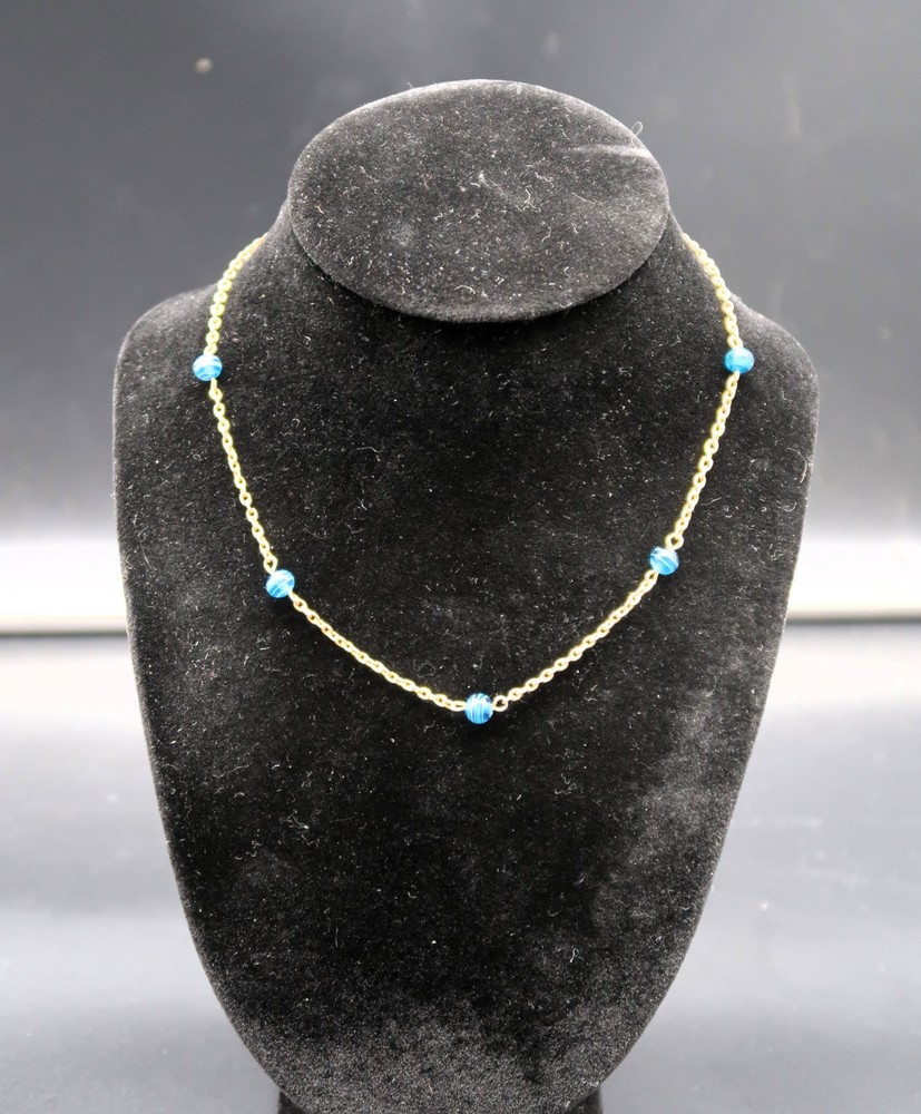 Vtg Gold Tone Chain Station Necklace w/ Blue White Swirl Bead Accents 16″
