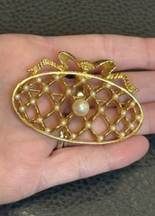 Vintage MONET Gold Tone Brooch Oval Ornament Bow Faux Pearl Christmas Holiday