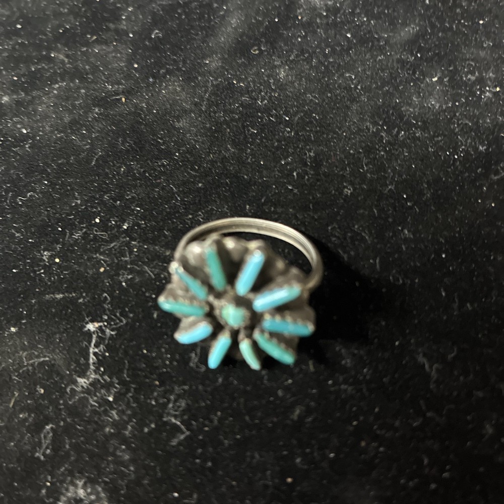 Zuni Navajo Sterling And Turquoise Ring
