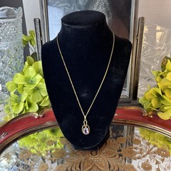 Vtg Lavender Glass Pendant Necklace – Gold Tone 18” -Thumbless Clasp 1950s-1960s