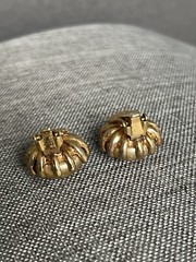 Marvella Claw Button Faux Pearl Earrings Clip On Gold Tone Vintage Retro Career