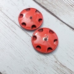 Vintage Earrings For Pierced Ears – Metal Red Circle 0.75″- Broken Stud