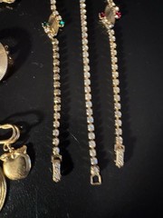 17 Piece Modern Jewelry Lot Gold/Silver Tone Brooches Necklaces Bracelets