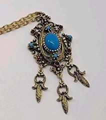 Vintage CELEBRITY Large Rhinestone Faux Turquoise Pendant Necklace GoldTone Boho