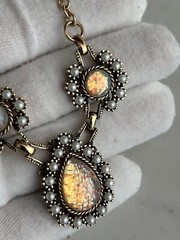 Vintage SARAH COVENTRY Empress Faux Fire Opal Glass Pearl Bead Necklace