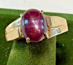 Vintage SOLID 14KT Gold Stamped Red Star Sapphire Size 10 Ring 4.27g NOS NOI!