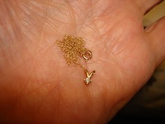 Vtg Delicate 10K Solid Gold Choker Chain Tiny Diamond Pendant Necklace 18.5″ L