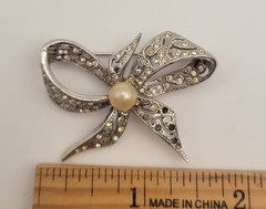 Lot of 10 Vintage Brooches JJ, K&T, Avon, Birds & Blooms & Unmarked