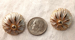 3 Piece Set Vintage Pin Brooch & Clip On Earrings Silver Gold Tone Metal 2 1/4″