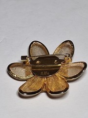 Vintage AAi Gold Plated Daisy Brooch 3D Flower