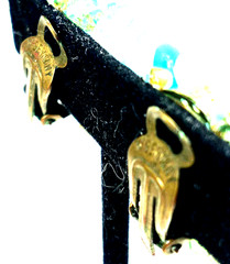 Vintage Gold Color ,Blue & Green Cluster Flower Bead Clip on Earrings