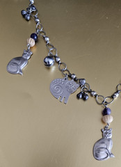 Vintage Artisan Cat Charm Necklace Chain Silver Tone Dangles Beads 32″ Kittens