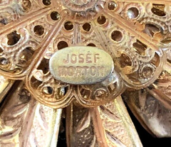 Vintage Signed JOSEF MORTON (Miriam Haskell) Russian Gold Tone FLOWER Pin Brooch