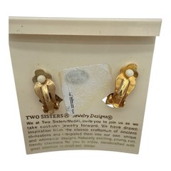 NWT- Vintage Two Sisters Medici Handcrafted Mixed Metal Tone Clip-On Earrings