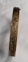 Vtg 60s Gold Plated Hinged Bangle Bracelet 1/4”w Floral Etched Detail Oval Shape