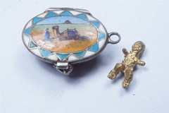 ANTIQUE EGYPTIAN REVIVAL SILVER & ENAMEL BABY MOSES BASKET CHARM c1920