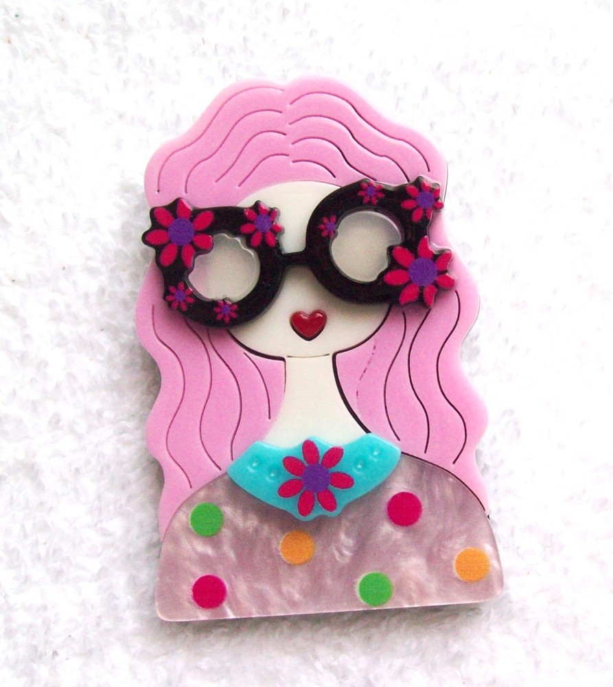 Vintage Wearable Art Fashion Lady Layered Acrylic Pin or Brooch – NOS