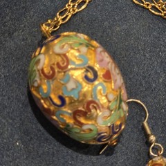 Vintage Chinese Cloisonné Enamel Egg Pendant Necklace & Earrings Set Gold Tone