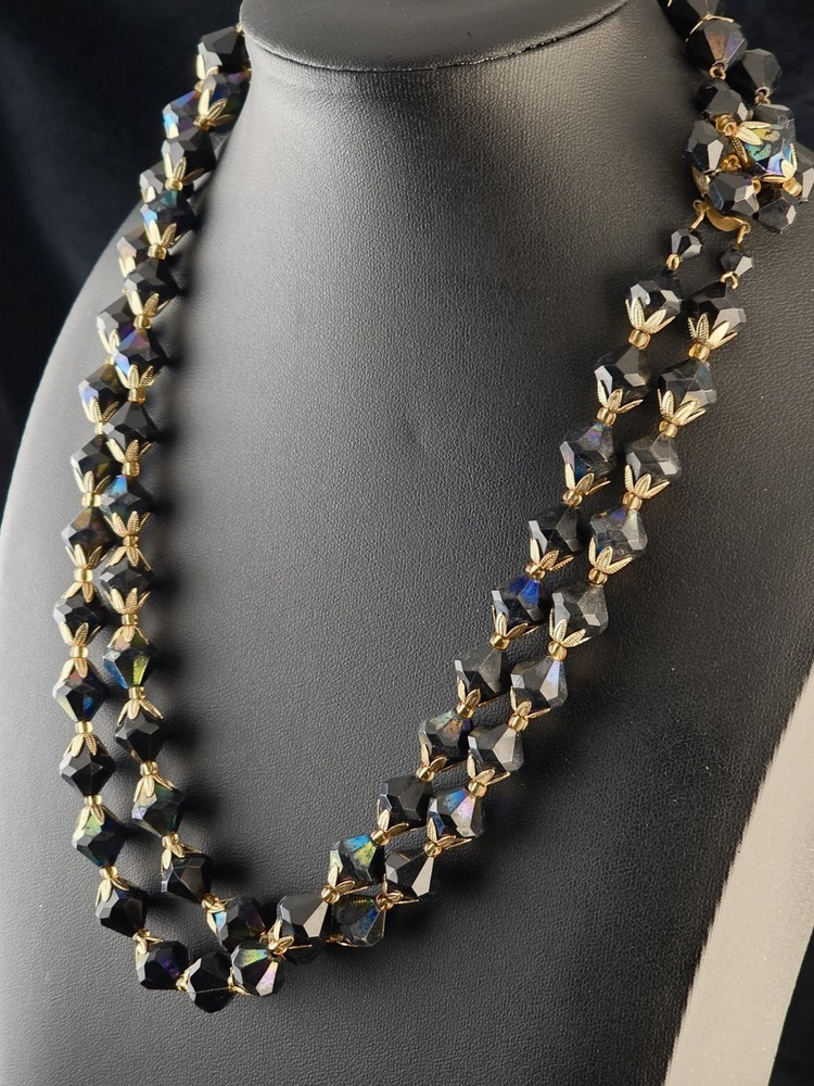 Vintage Lucite Faceted Black Aurora Necklace Mid Century Decorative Clasp 19″