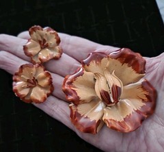 Vintage Enamel Flower Brooch & Clip Earrings Metal Mod Set Brown & Tan Jewelry