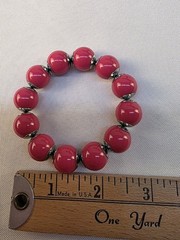 Vintage Fuschia Pink Plastic Bauble Bracelet With Silver Accents 3″ Elastic 90s