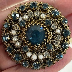Vtg Dome Shaped Brooch Blue Crystals and Faux Seed Pearls MISSING 7 Faux Pearls