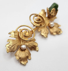 Vintage Gold tone Brooch Lot 4 pieces Crown Trifari MFA Butterfly Leaf Star