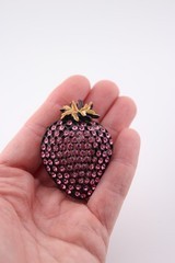Vintage pink rhinestone enameled strawberry brooch 2 x 1.5 in unsigned