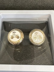 VTG CORO Signed White Enameled antique car Gold Tone Screw Back Earrings 0.9Inch