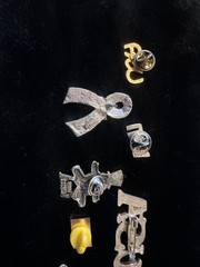 USA Vintage jewelry lot. Clip-ons, pendant & pins. 4th of July. Americana