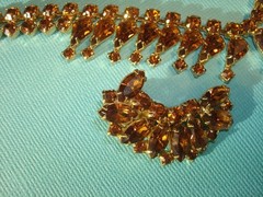 GORGEOUS Vintage SET AMBER RHINESTONES NECKLACE AND EARRINGS PRONGS PERFECT