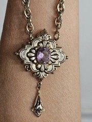 STUNNING VICTORIAN NECKLACE DANGLING ORNATE PENDANT BIG AMETHYST STONE CORO