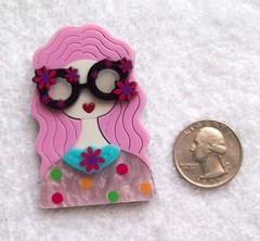 Vintage Wearable Art Fashion Lady Layered Acrylic Pin or Brooch – NOS