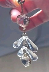 Vintage Gold Tone Clear Acrylic Lucite Dangle Heart Tear Drop Earrings Pierced