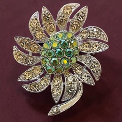 Vtg Sarah Coventry Mountain Flower Brooch Green AB Rhinestones Silver Tone 1968