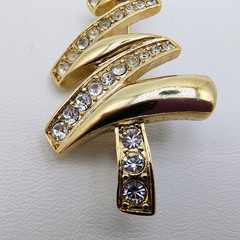Vintage Monet Christmas Tree Brooch Gold Tone Rhinestone Abstract Holiday