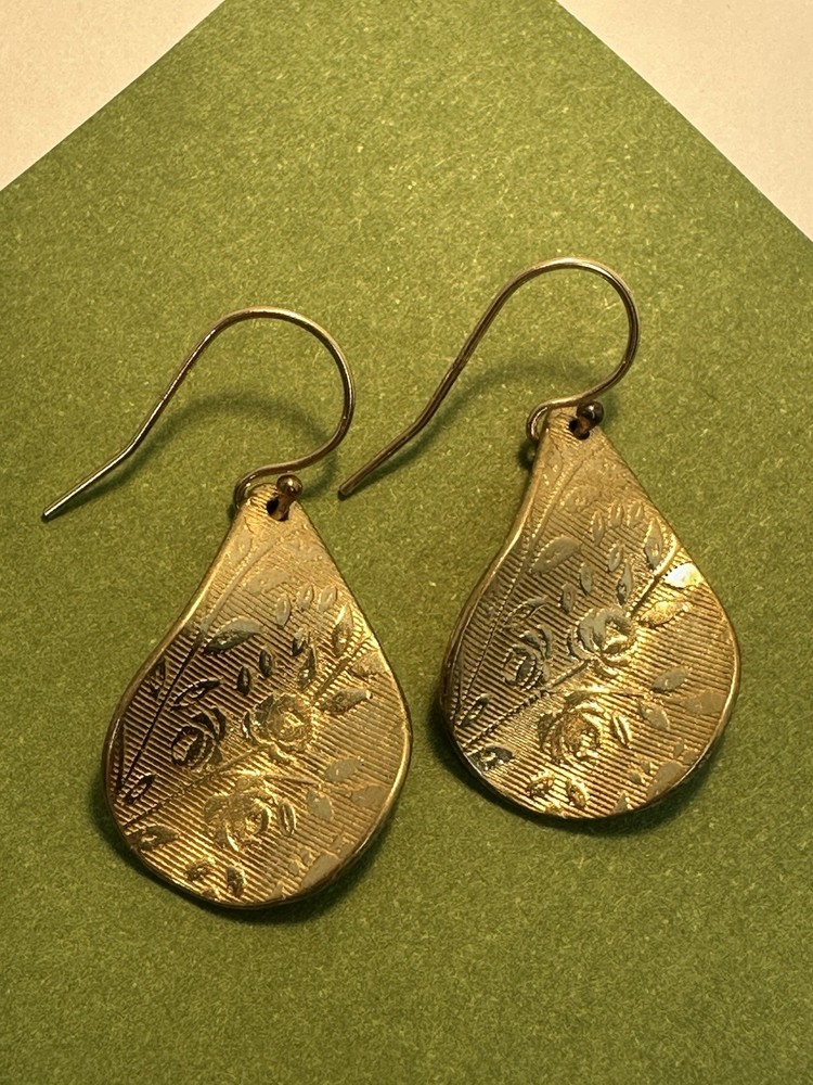Vintage 1/20 14K Gold Filled Floral Engraved Teardrop Dangle Earrings