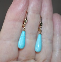 Vintage Gorgeous Genuine 1/20 14K GF Blue Turquoise Teardrop Lever back Earrings