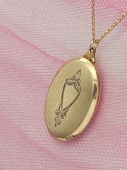 Large LOCKET Antique Vintage Gold GF Necklace Pendant Chain Filled Photos Deco