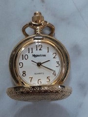 Majestrone Locket Watch Pendant No Chain Gold Tone Japan MOVT