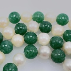 Vintage Cultured Pearl & Aventurine Necklace 28 in 7 mm Hidden Clasp 1980s
