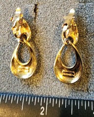 Vintage Gold-tone Tear Drop shaped Clip-on Earrings by Trifari