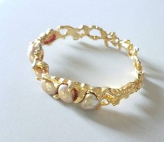 Vintage LES BERNARD INC Rare Clamper Bracelet Faux Baroque Pearl Gold Tone