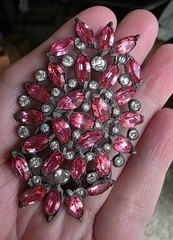 Deco Pink Glass Pot Metal Glamour Brooch