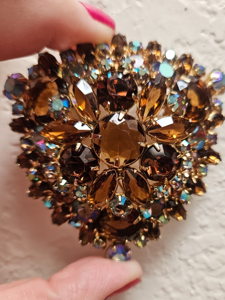 Large Vintage Topaz Brown Aurora Borealis Rhinestone Brooch Goldtone
