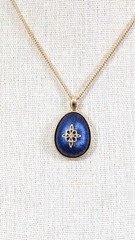 Avon Blue Egg Shaped Pendant Necklace 17.5 In